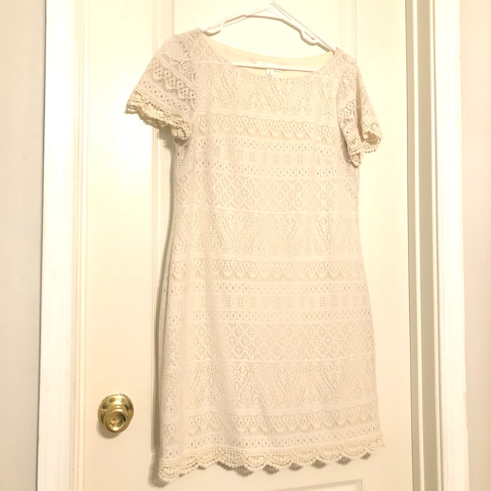 White/Cream Lace Dress